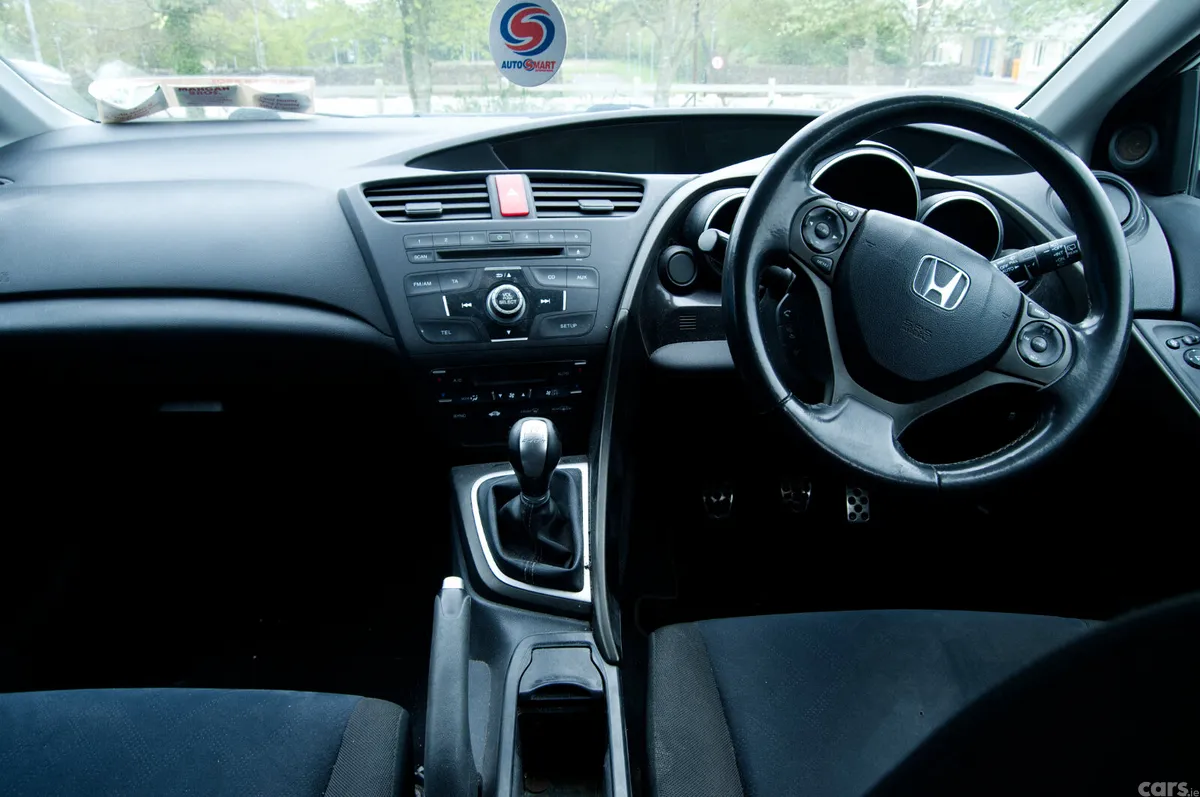 Honda Civic Hatchback, Diesel, 2013, White