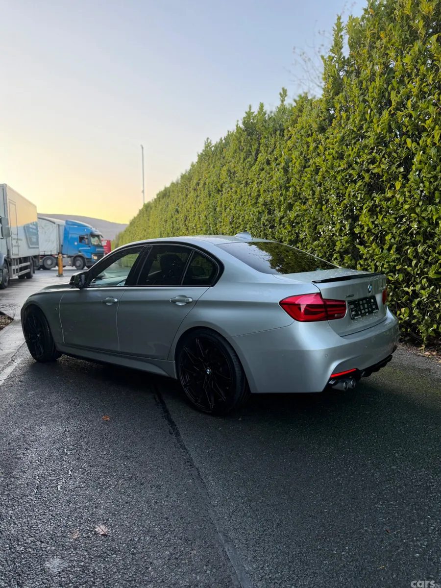 BMW 3-Series Saloon, Diesel, 2017, Silver