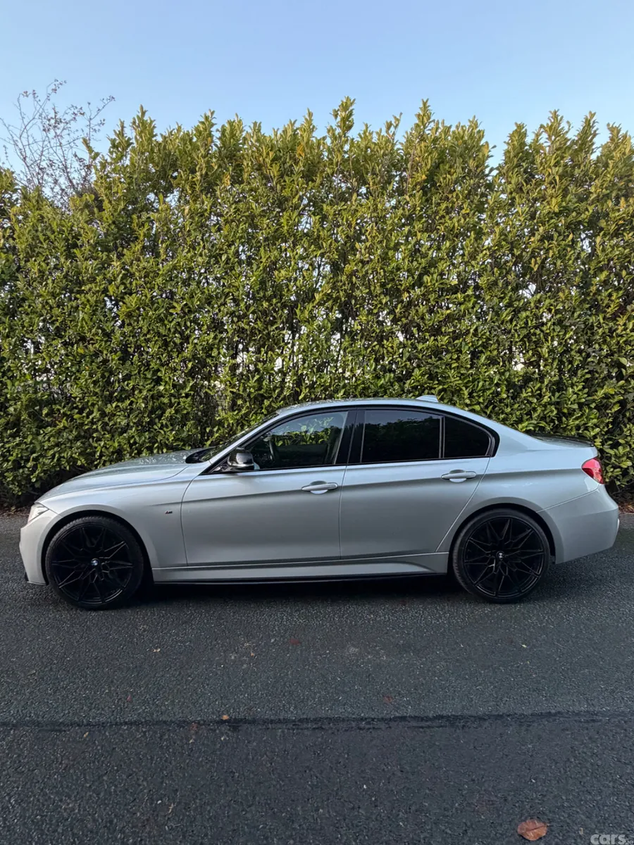 BMW 3-Series Saloon, Diesel, 2017, Silver