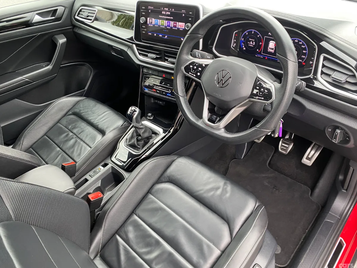 Volkswagen T-Roc SUV, Diesel, 2023, Red