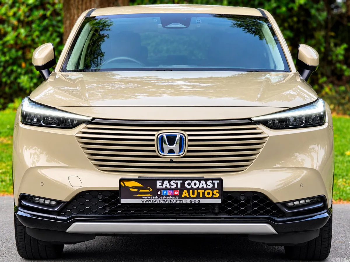 Honda Vezel SUV, Petrol Hybrid, 2022, Beige