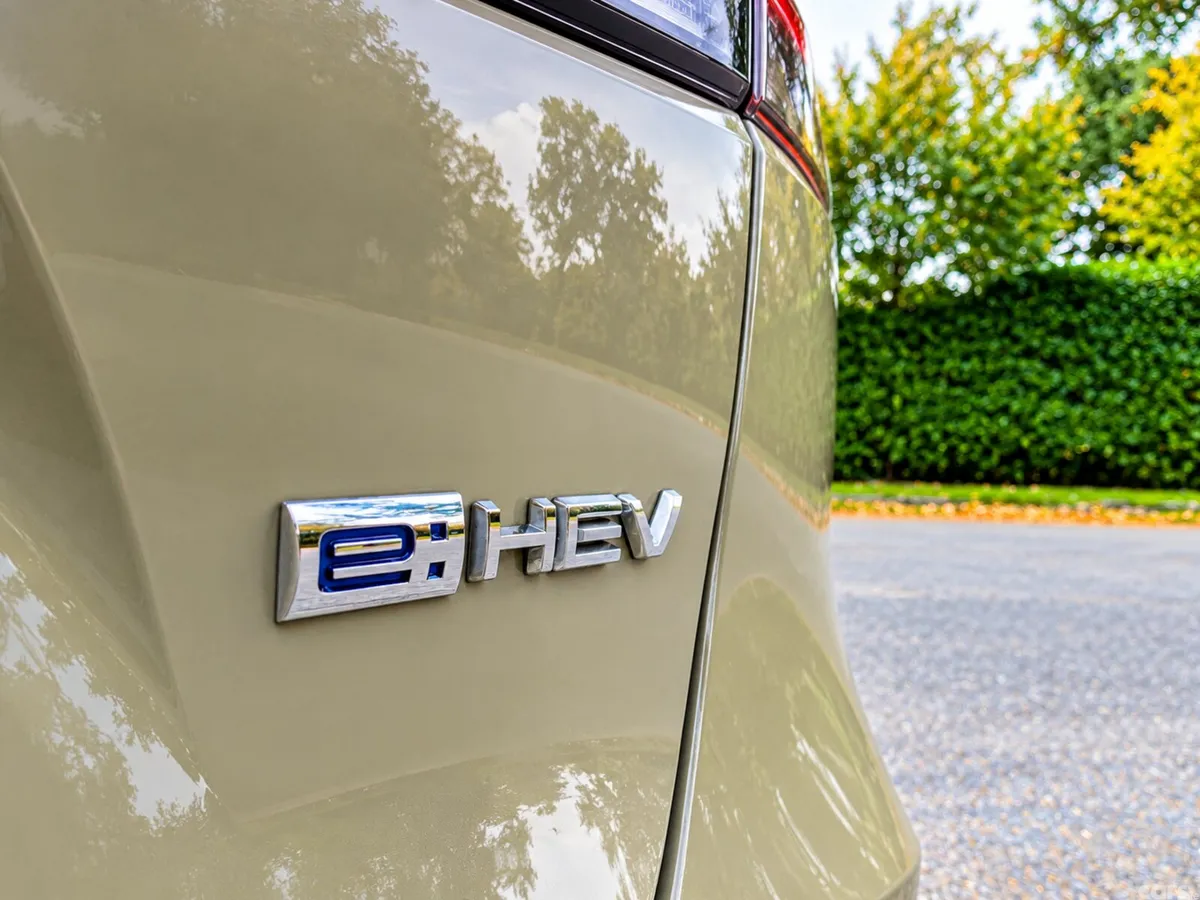 Honda Vezel SUV, Petrol Hybrid, 2022, Beige