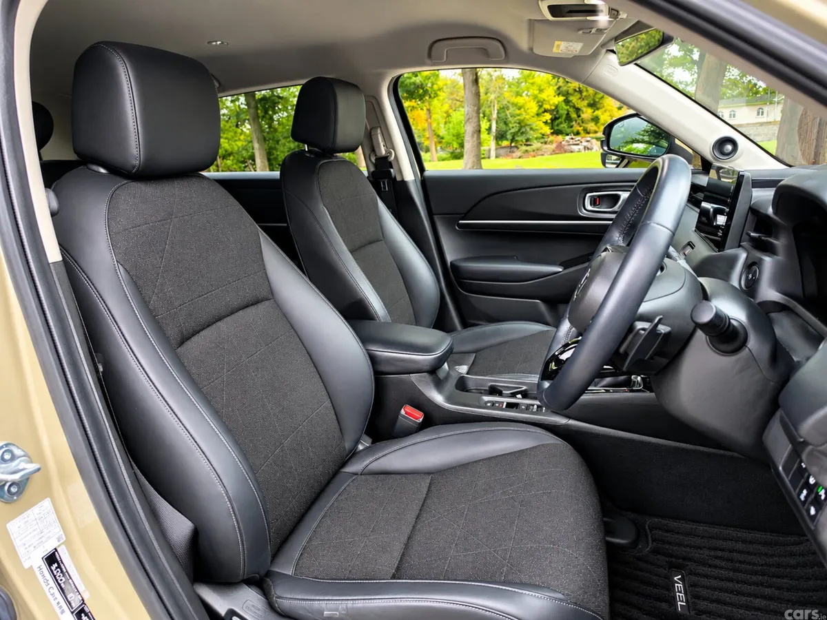 Honda Vezel SUV, Petrol Hybrid, 2022, Beige