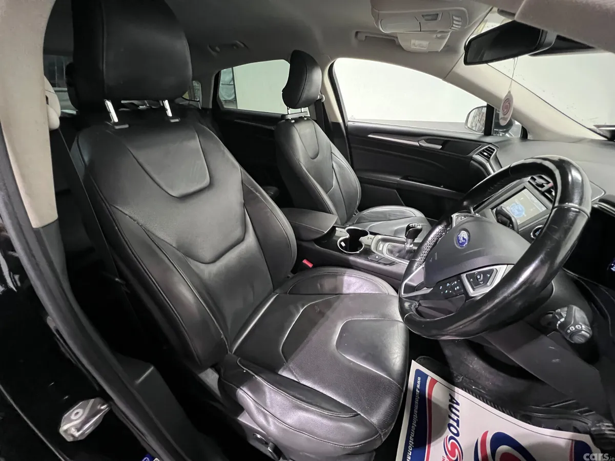 Ford Mondeo Hatchback, Diesel, 2015, Black