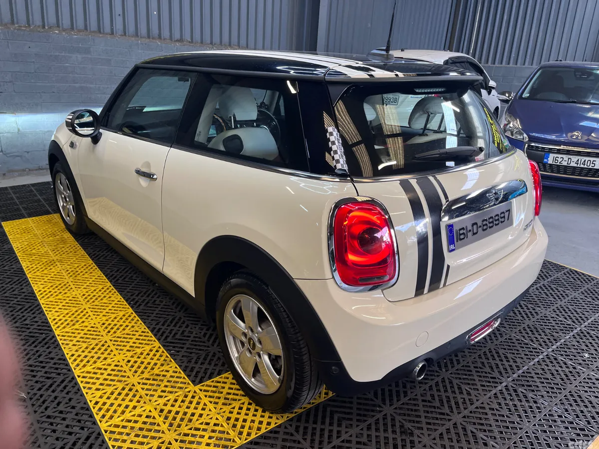 Mini Cooper Hatchback, Petrol, 2016, White