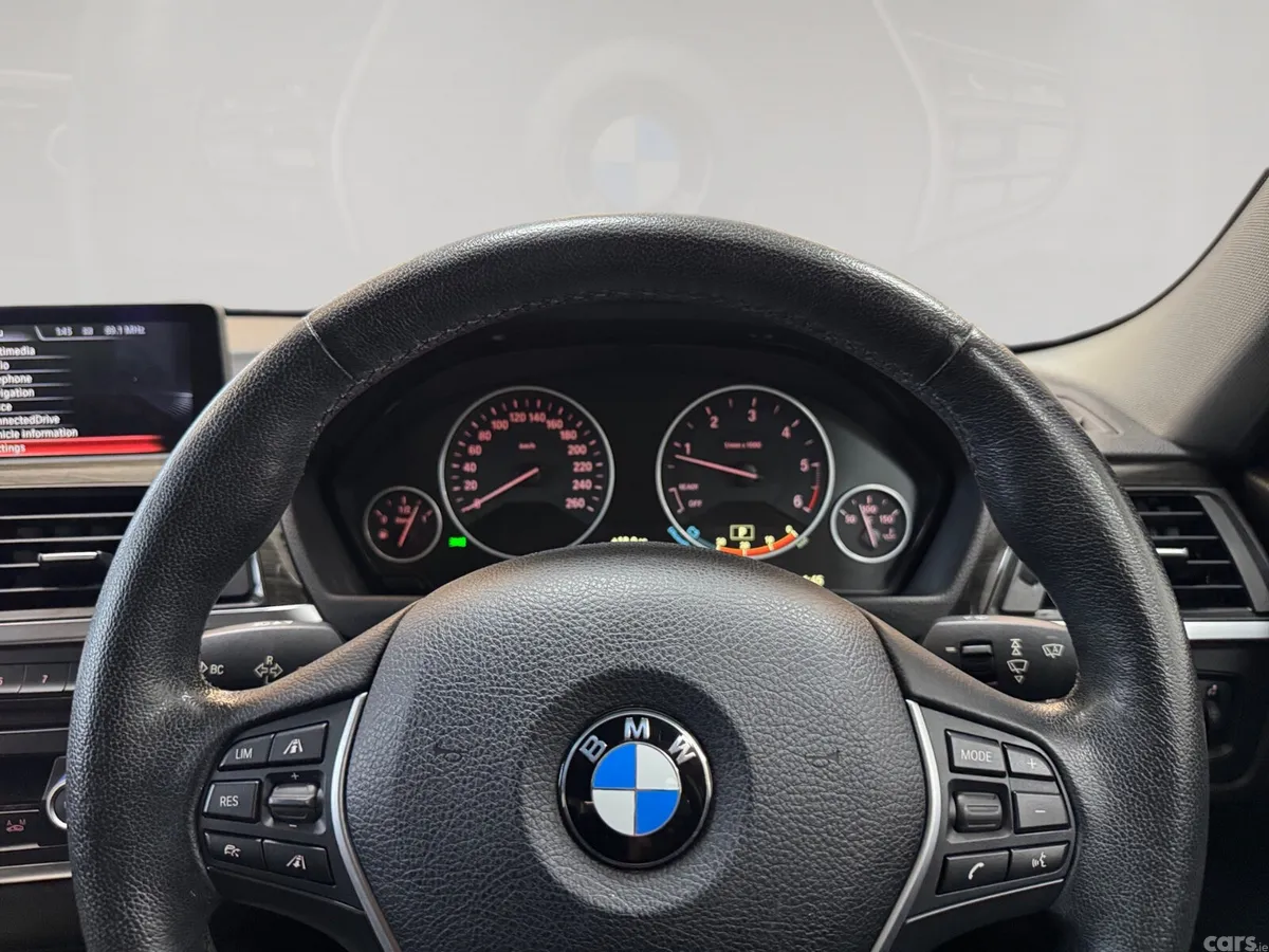 BMW 3-Series Saloon, Diesel, 2015, White