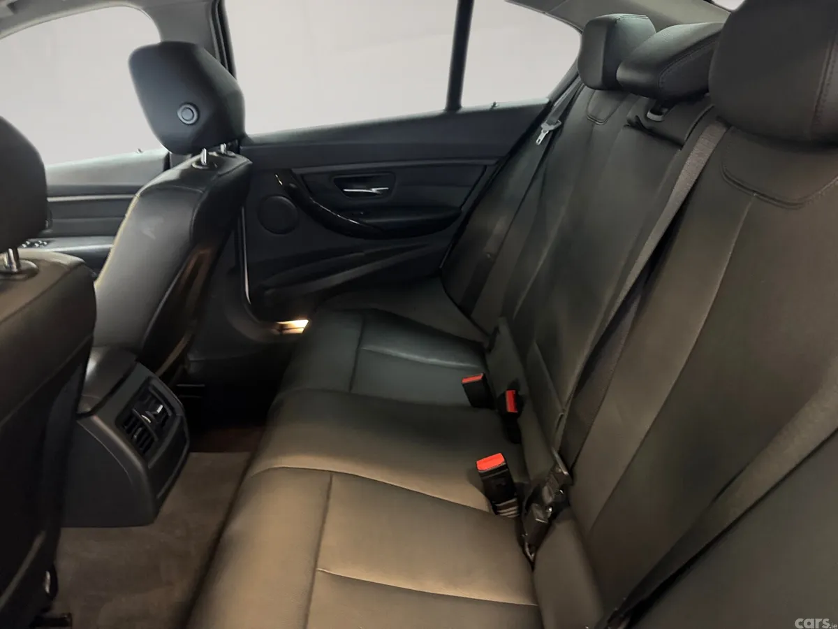 BMW 3-Series Saloon, Diesel, 2015, White