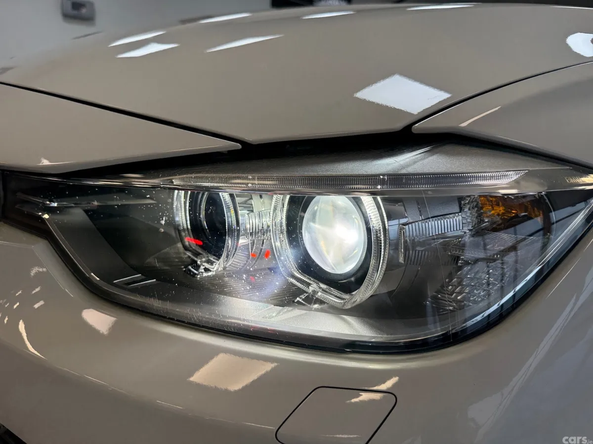 BMW 3-Series Saloon, Diesel, 2015, White