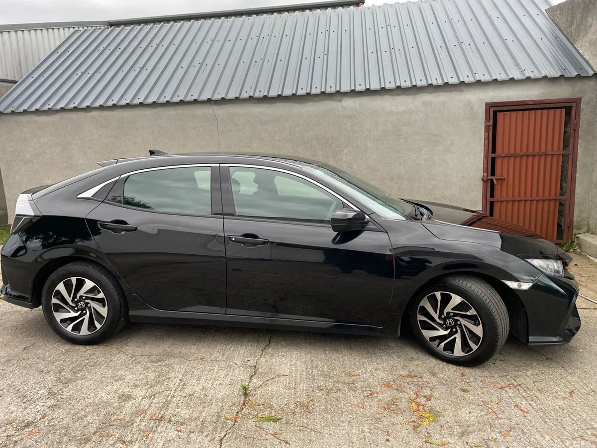 Honda Civic Hatchback, Diesel, 2018, Black