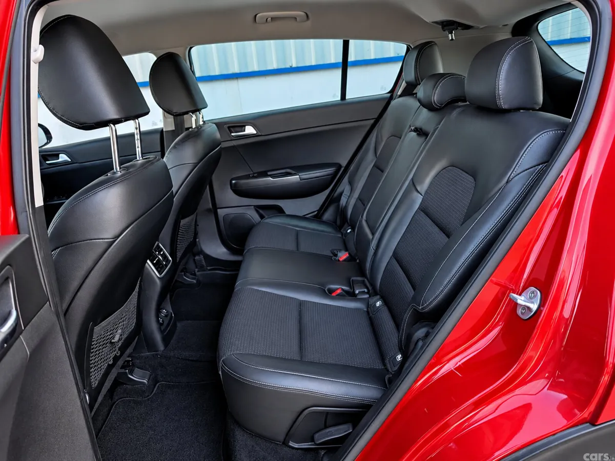 Kia Sportage SUV, Diesel, 2016, Red