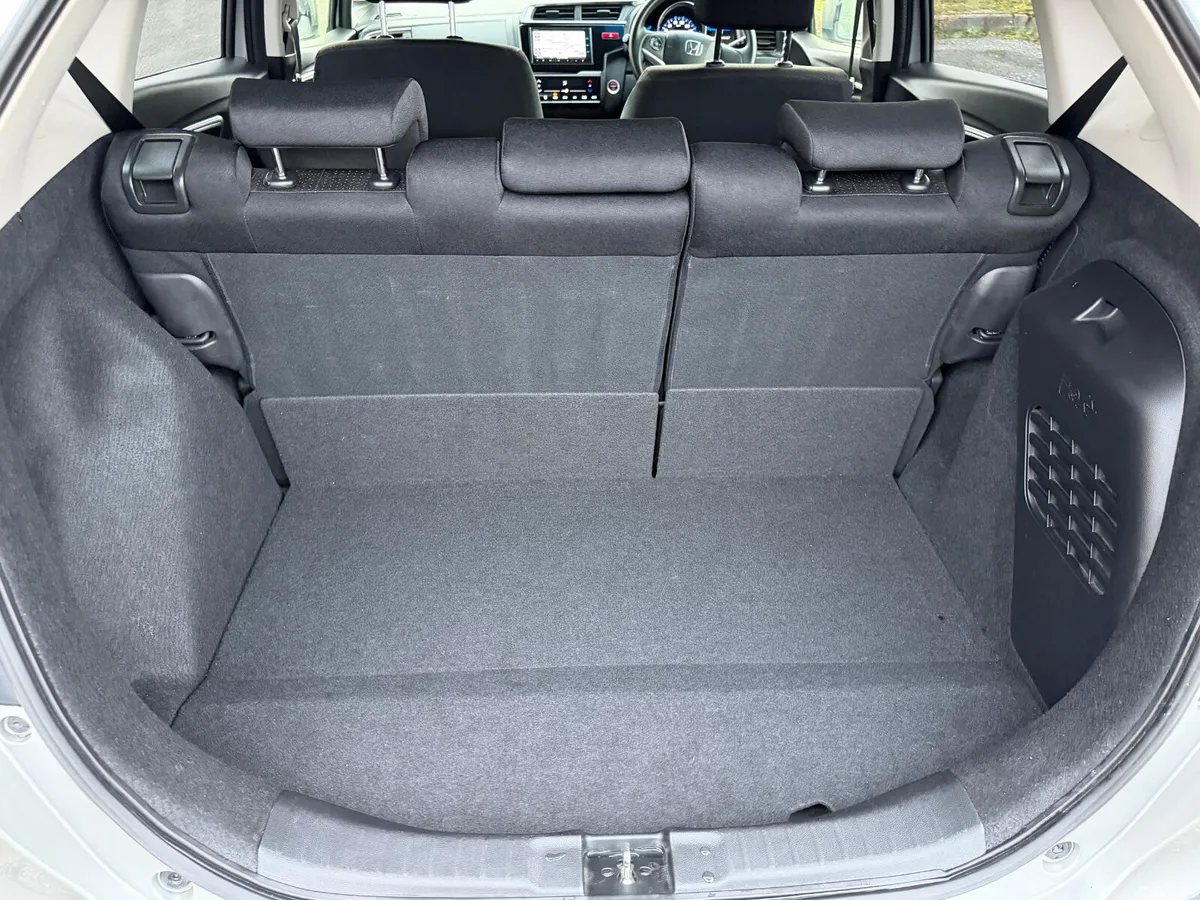Honda Fit Hatchback, Petrol Hybrid, 2015, Silver