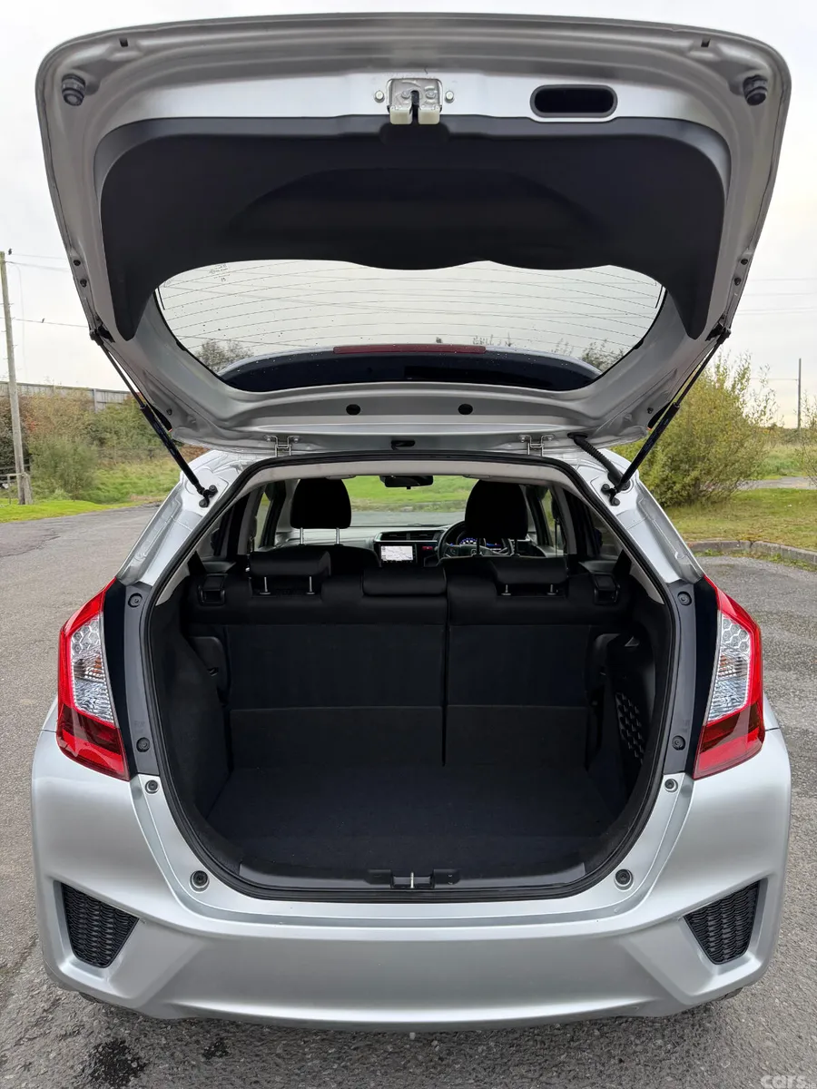 Honda Fit Hatchback, Petrol Hybrid, 2015, Silver
