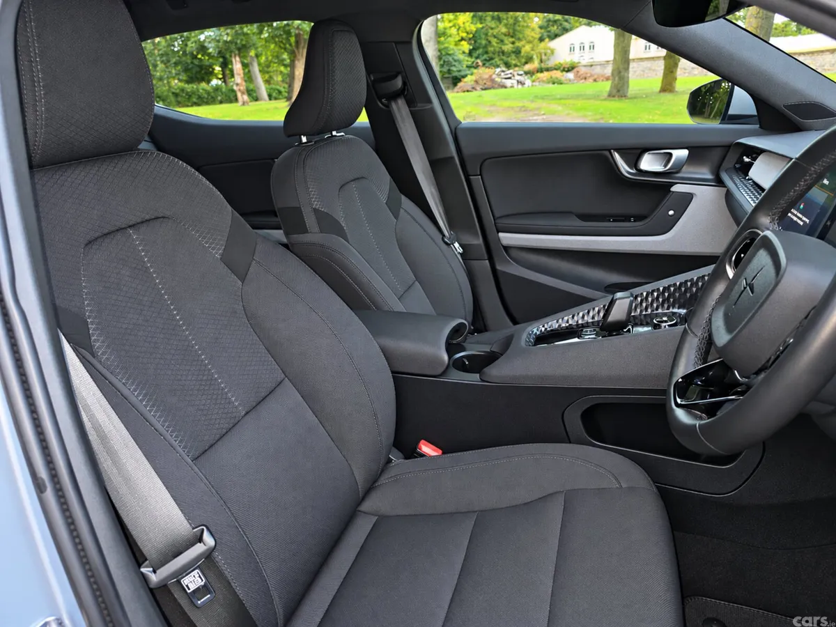 Polestar 2 Hatchback, Electric, 2022, Black