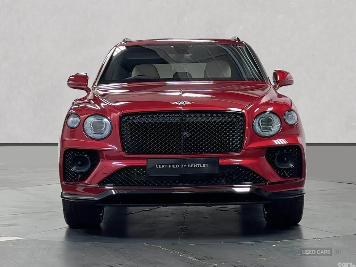 Bentley Bentayga SUV, Petrol, 2022, Red