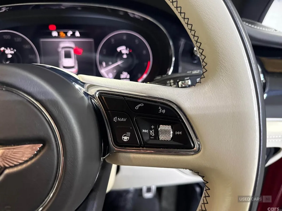 Bentley Bentayga SUV, Petrol, 2022, Red