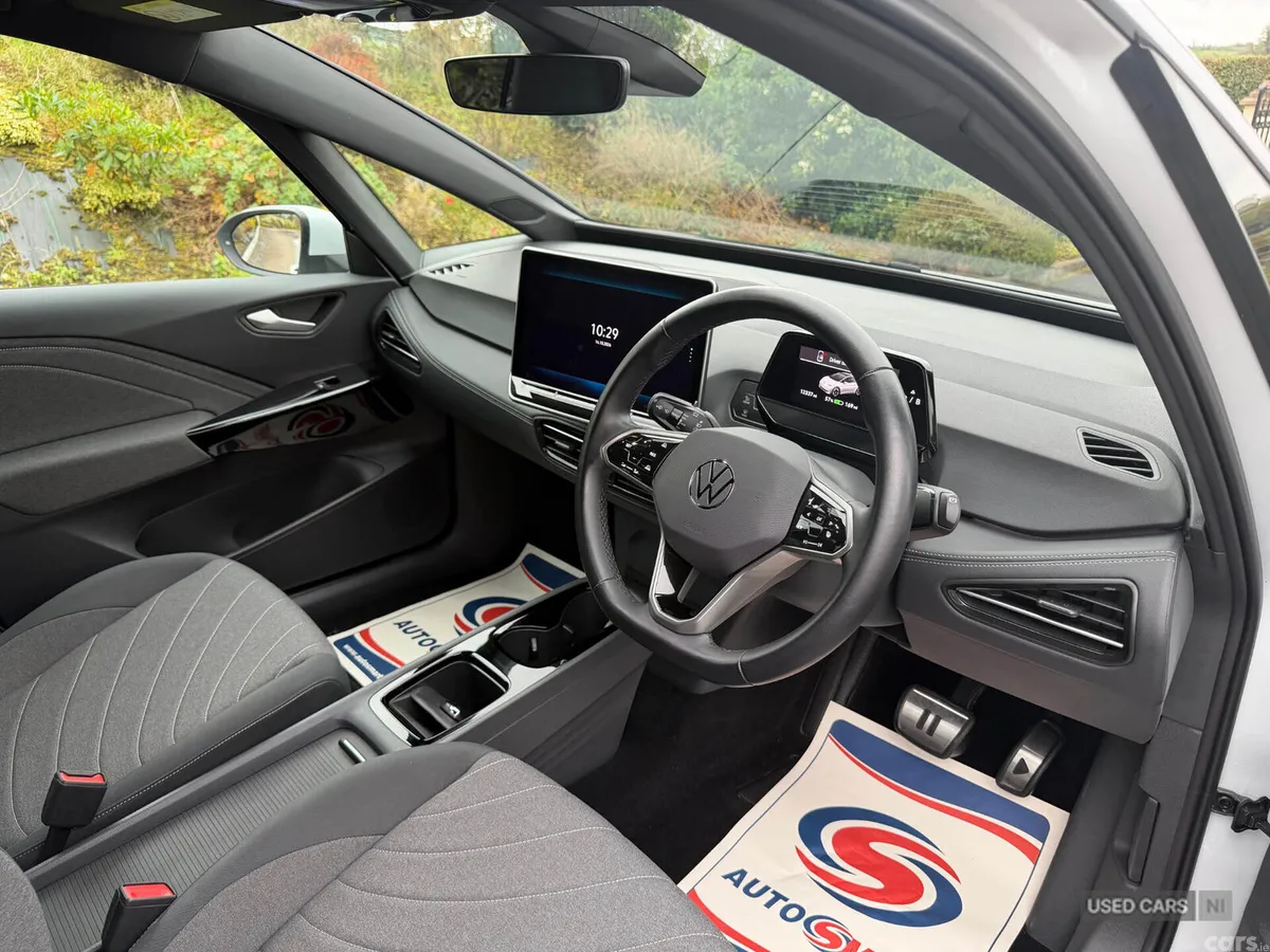 Volkswagen ID.3 Hatchback, Electric, 2024, White