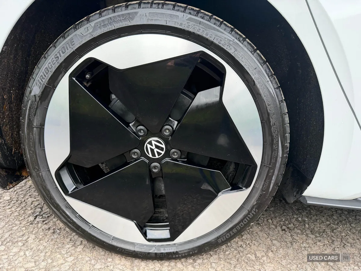 Volkswagen ID.3 Hatchback, Electric, 2024, White