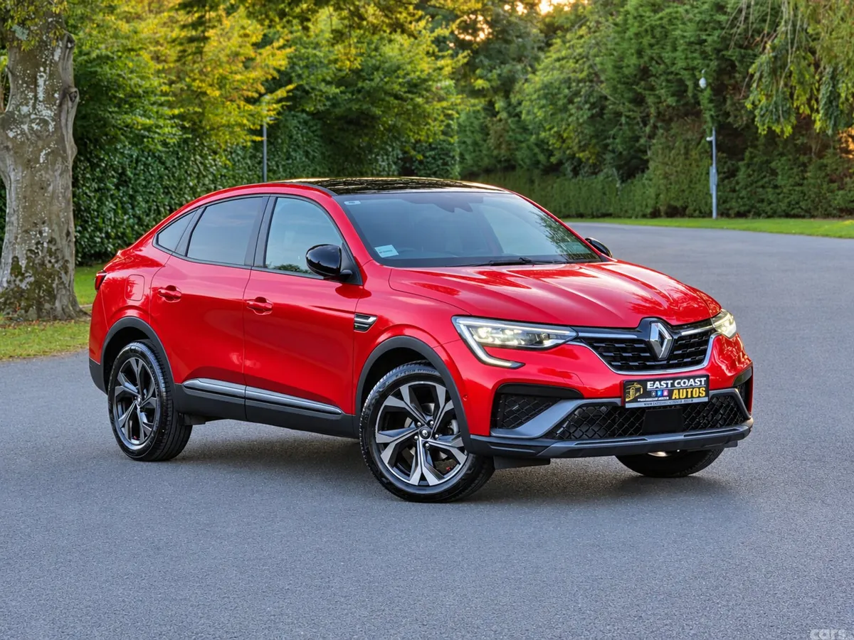 Renault Arkana Hatchback, Petrol, 2023, Red