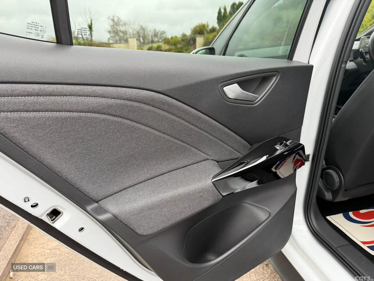 Volkswagen ID.3 Hatchback, Electric, 2024, White