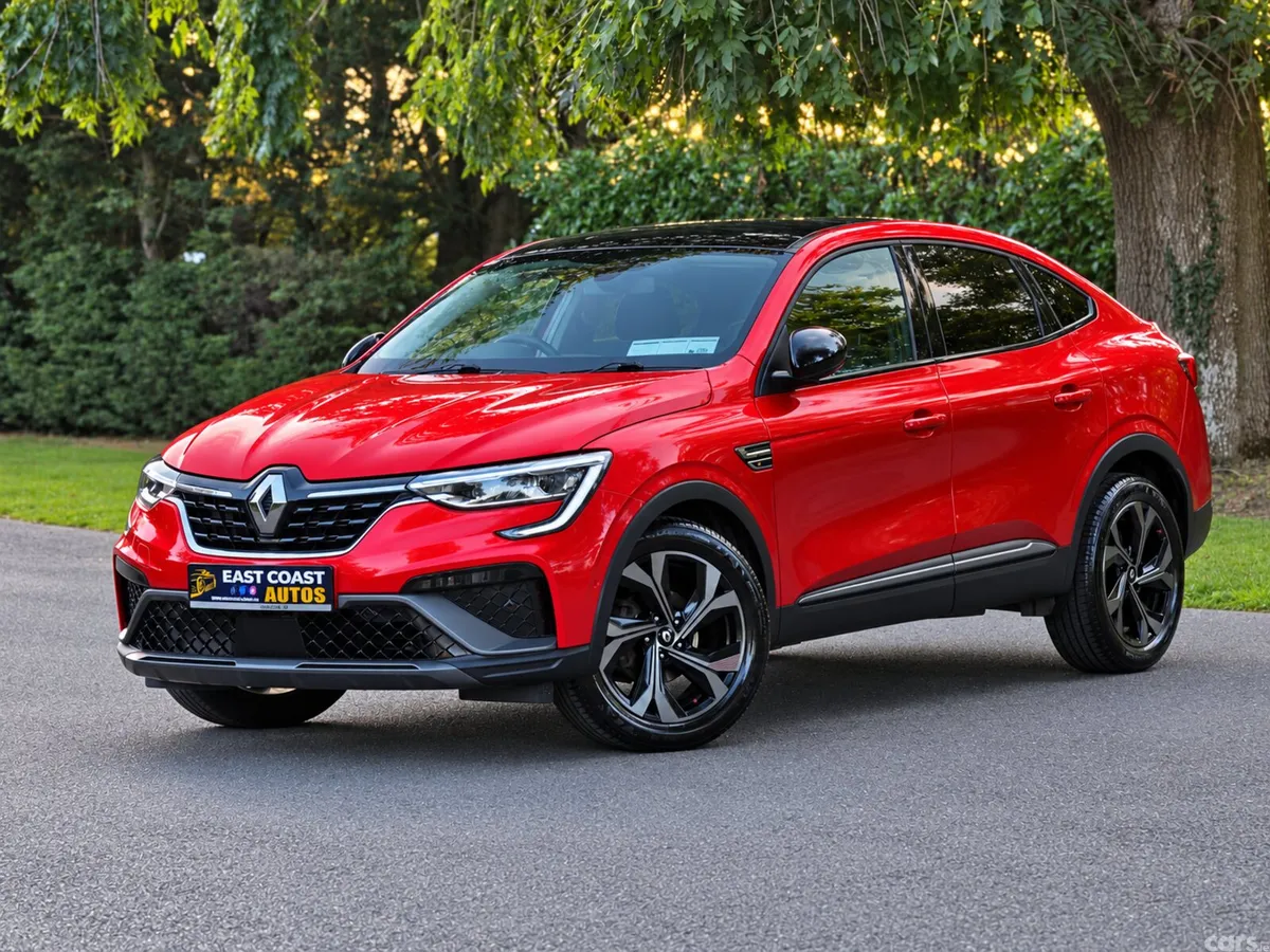 Renault Arkana Hatchback, Petrol, 2023, Red