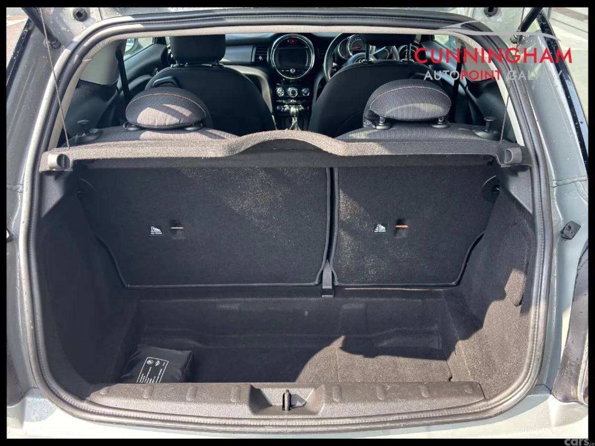Mini Cooper Hatchback, Diesel, 2017, Grey