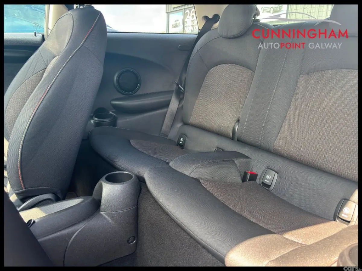 Mini Cooper Hatchback, Diesel, 2017, Grey