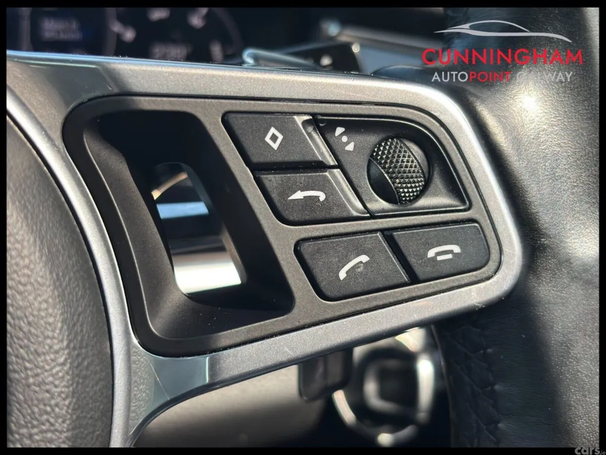 Porsche Panamera Hatchback, Petrol Plug-in Hybrid, 2018, Blue