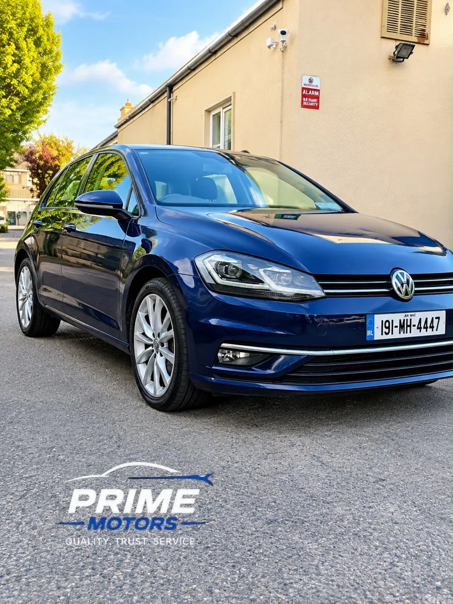 Volkswagen Golf Hatchback, Petrol, 2019, Blue