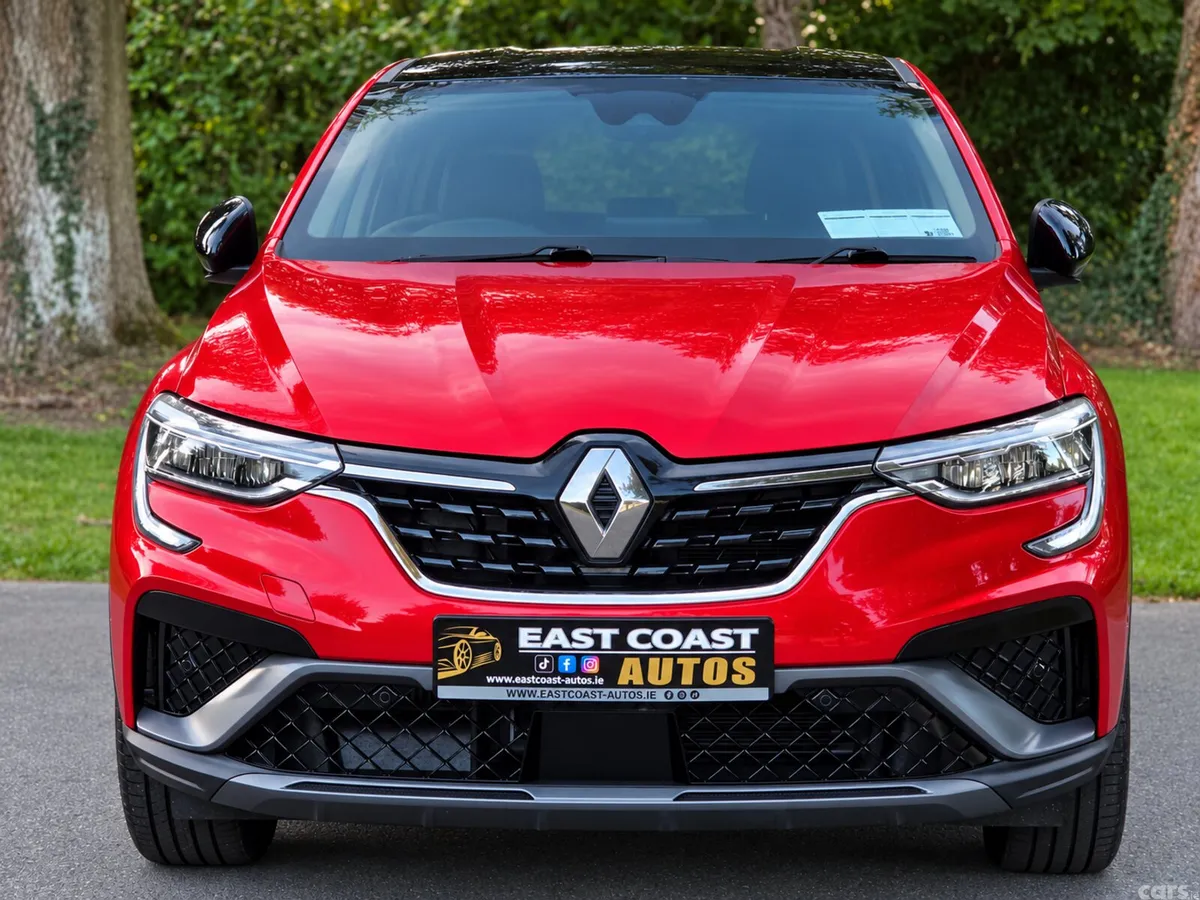 Renault Arkana Hatchback, Petrol, 2023, Red