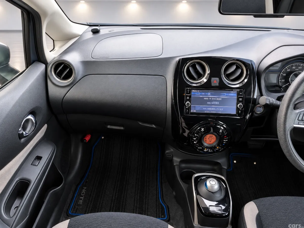 Nissan Note MPV, Petrol Hybrid, 2018, Grey