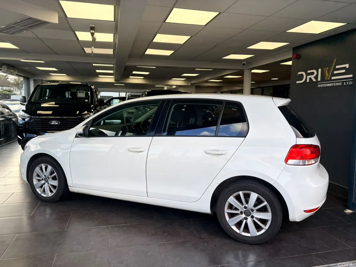 Volkswagen Golf Hatchback, Diesel, 2012, White
