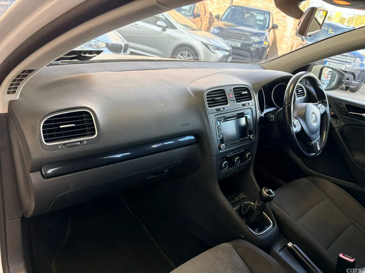Volkswagen Golf Hatchback, Diesel, 2012, White