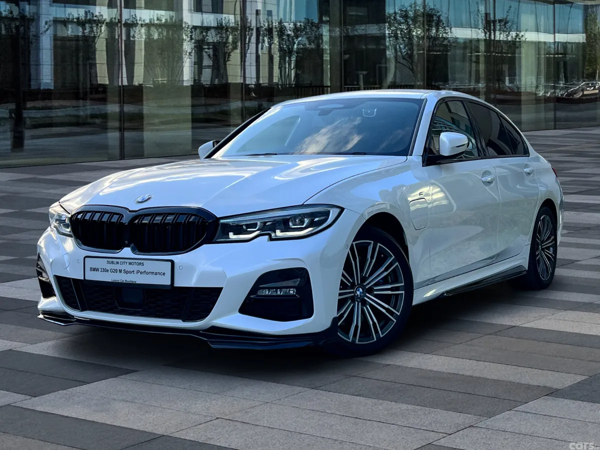 BMW 3-Series Saloon, Petrol Plug-in Hybrid, 2021, White