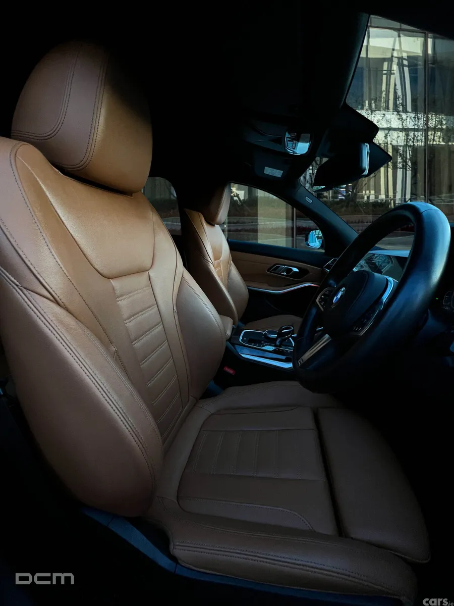 BMW 3-Series Saloon, Petrol Plug-in Hybrid, 2021, White