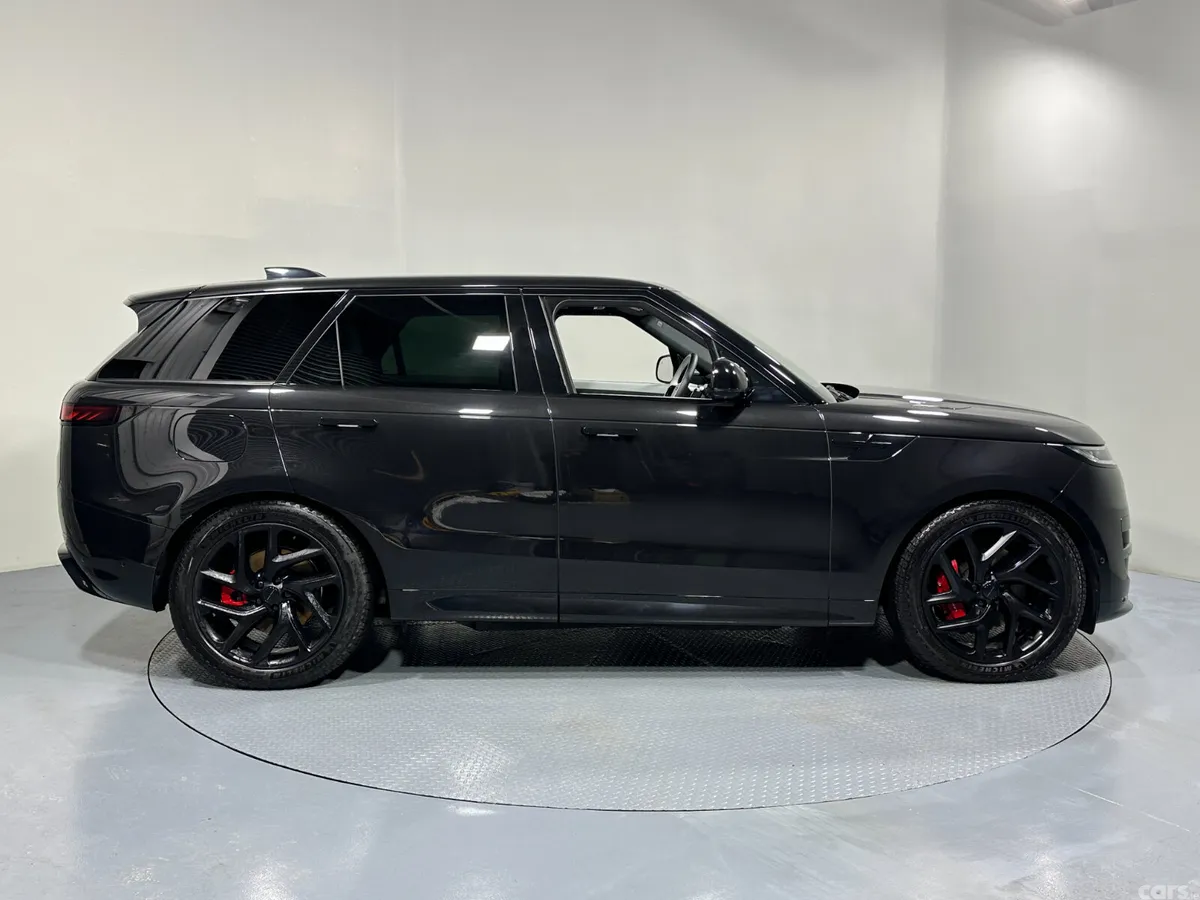 Land Rover Range Rover SUV, Petrol Hybrid, 2026, Black