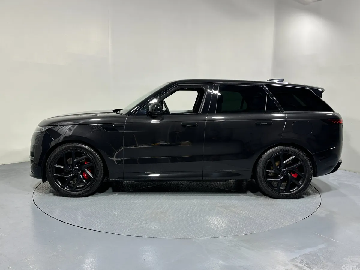 Land Rover Range Rover SUV, Petrol Hybrid, 2026, Black