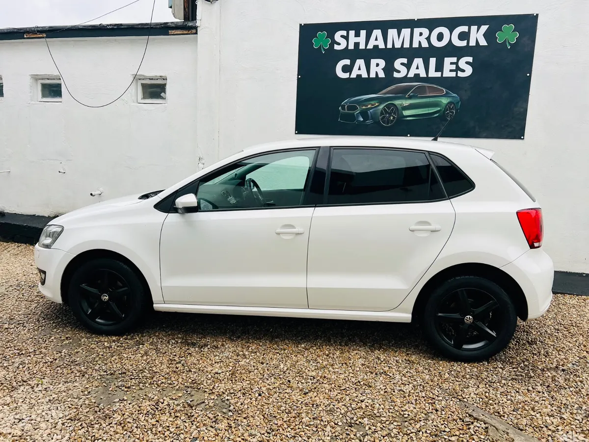 Volkswagen Polo Hatchback, Petrol, 2014, White