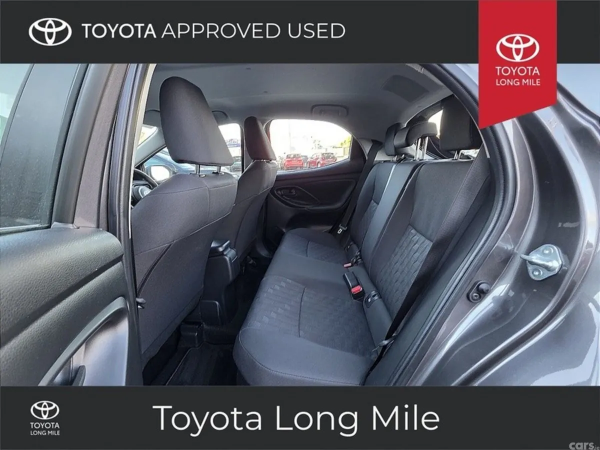 Toyota Yaris Hatchback, Petrol Hybrid, 2026, Grey