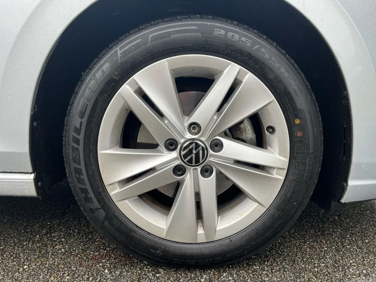 Volkswagen Golf Estate, Diesel, 2024, Silver