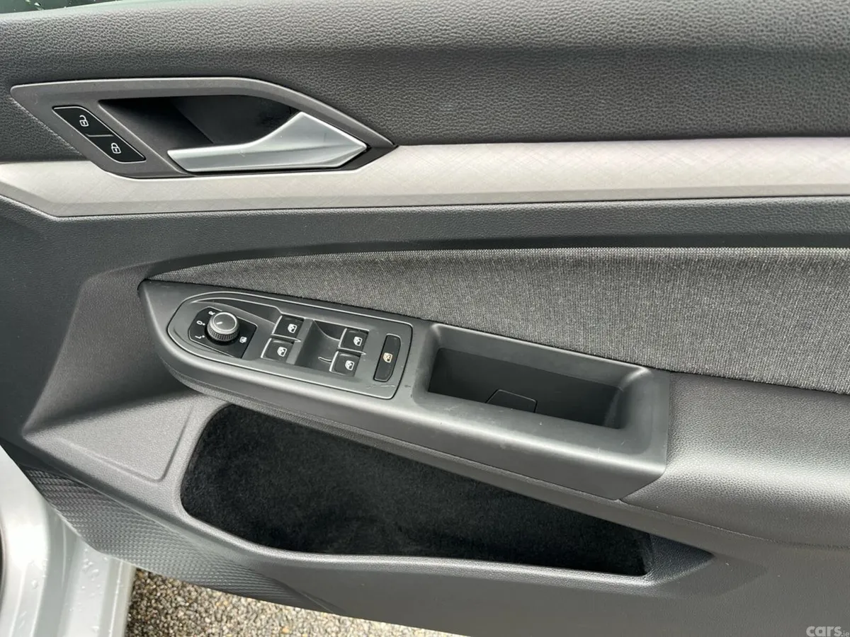 Volkswagen Golf Estate, Diesel, 2024, Silver