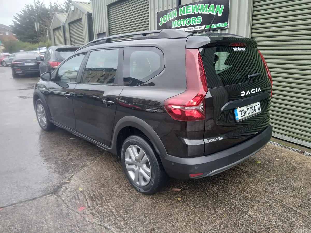 Dacia Jogger MPV, Petrol, 2023, Black