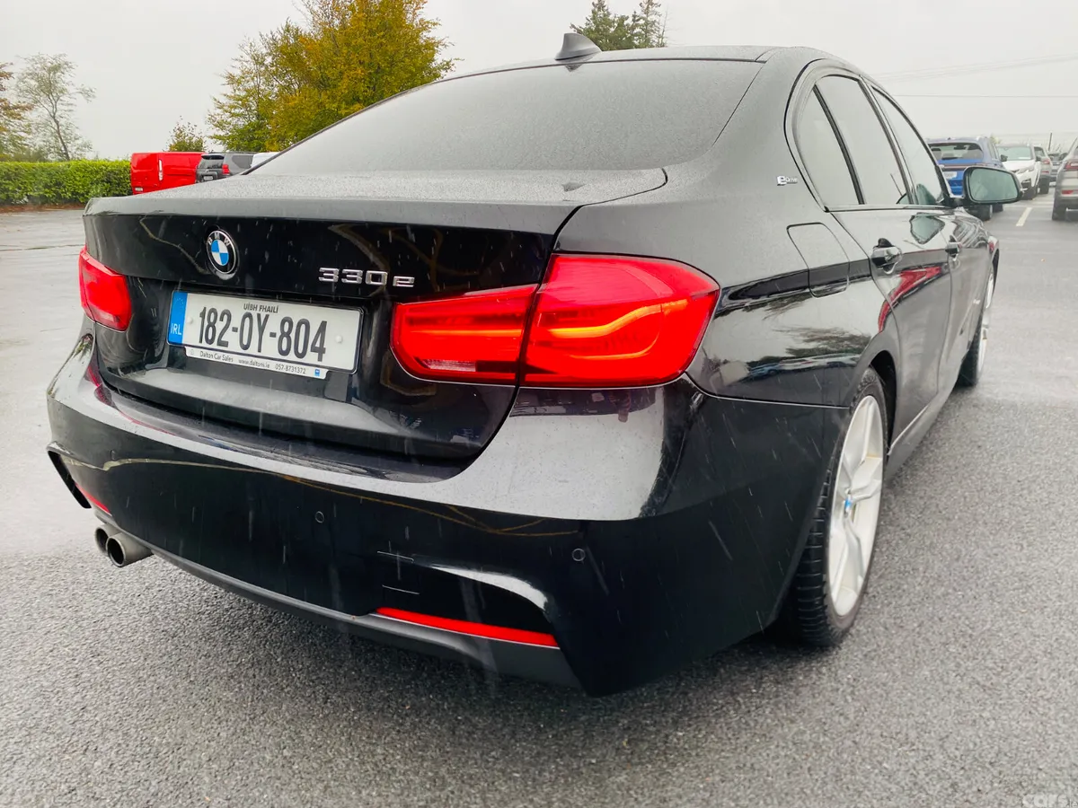 BMW 3-Series Saloon, Petrol Plug-in Hybrid, 2018, Black