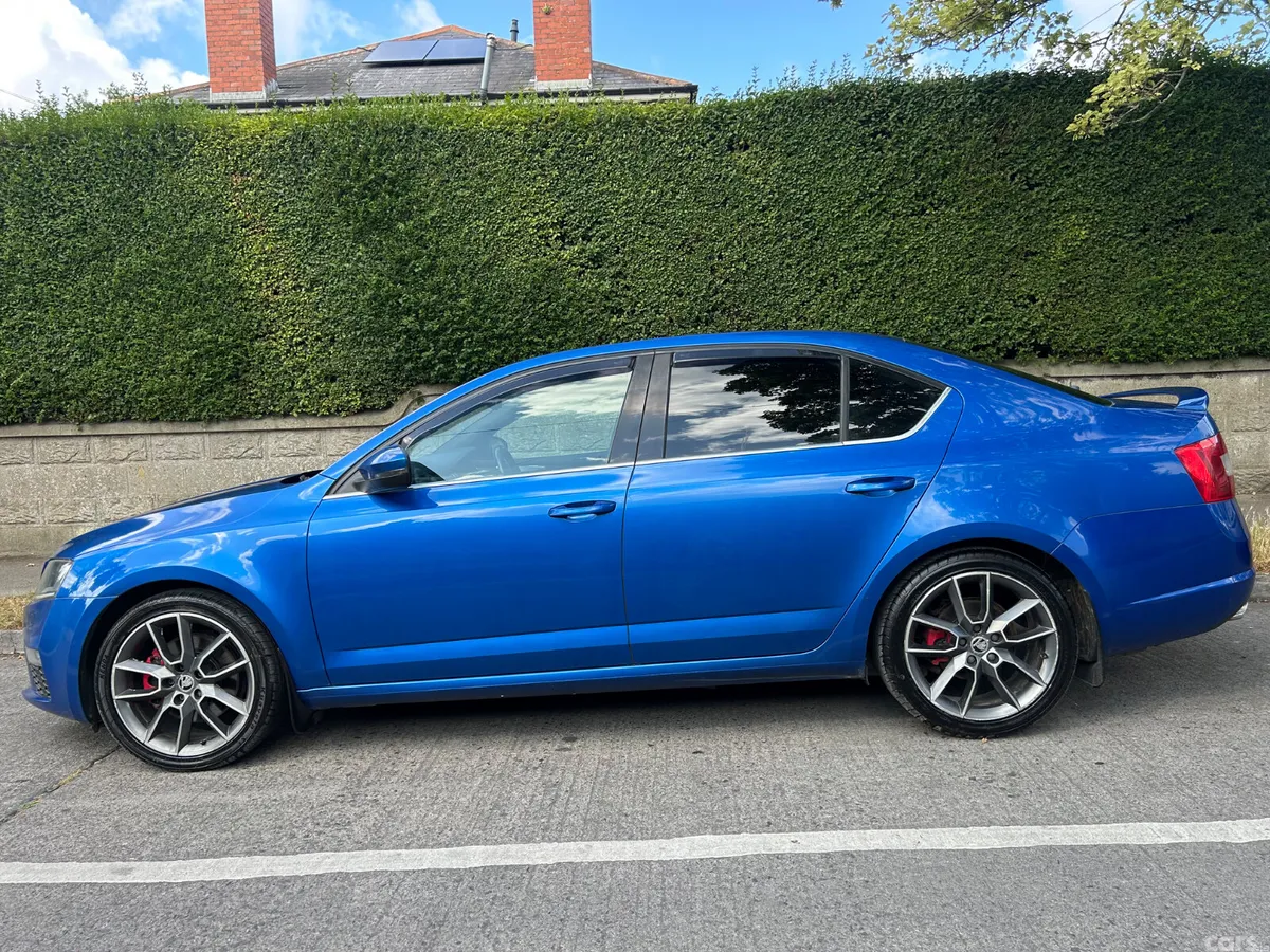 Skoda Octavia Saloon, Diesel, 2016, Blue