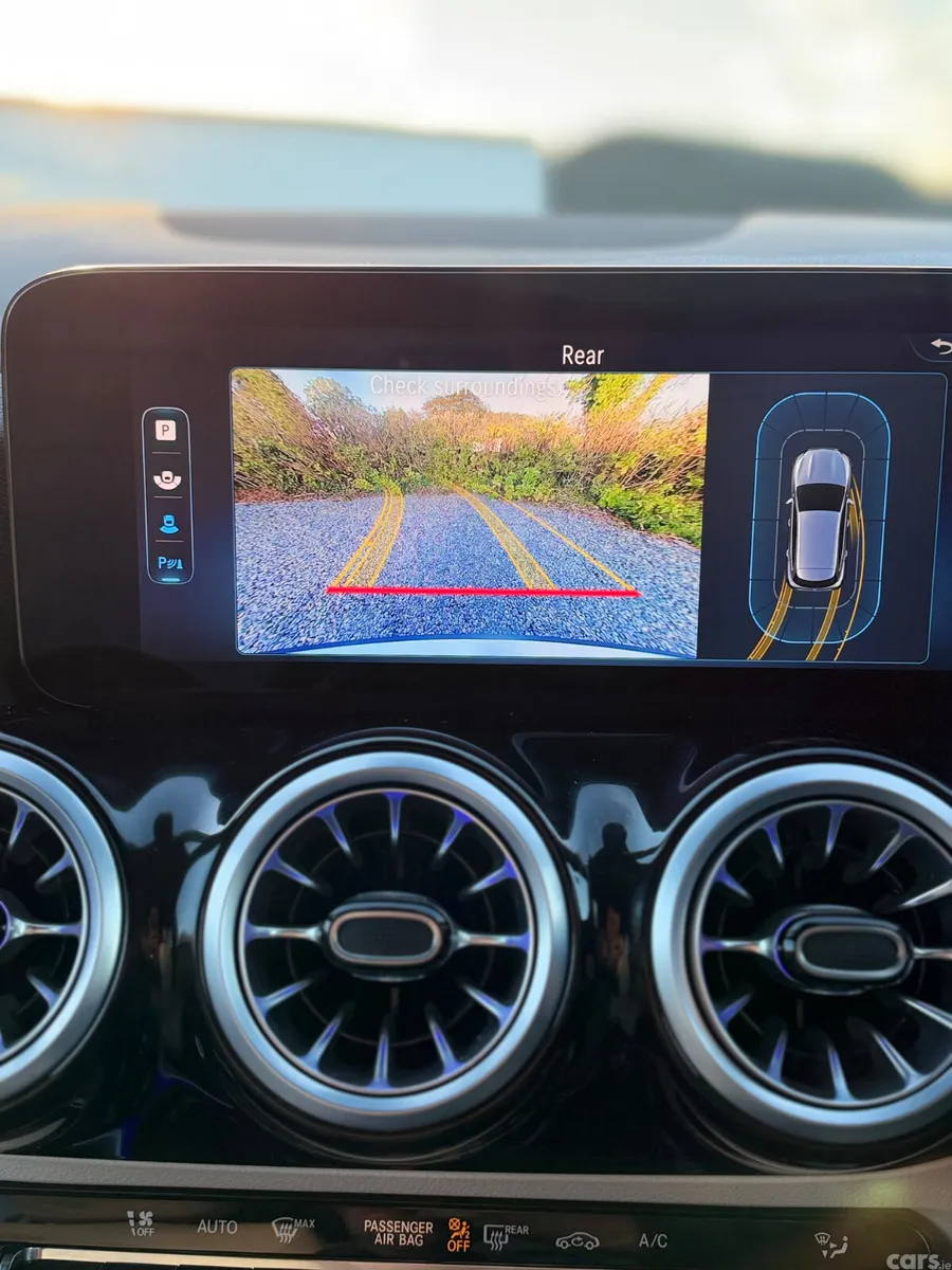 Mercedes-Benz GLA SUV, Petrol Hybrid, 2024, Grey