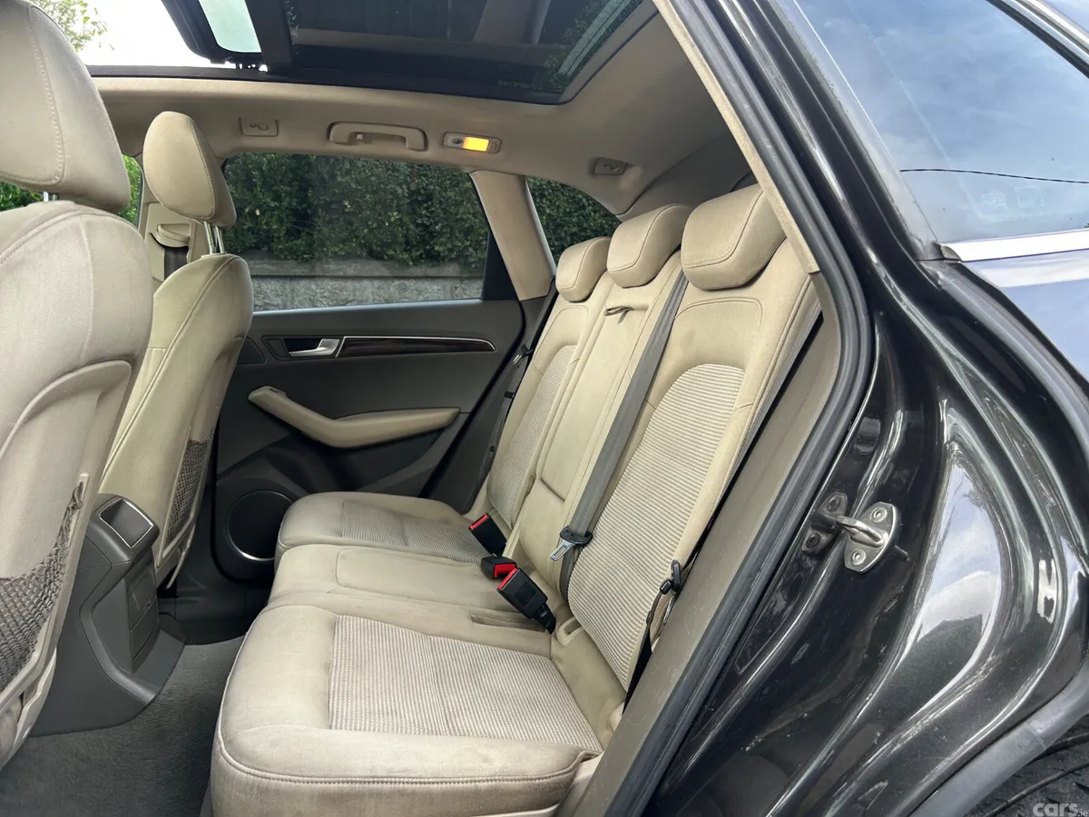 Audi Q5 SUV, Diesel, 2010, Grey