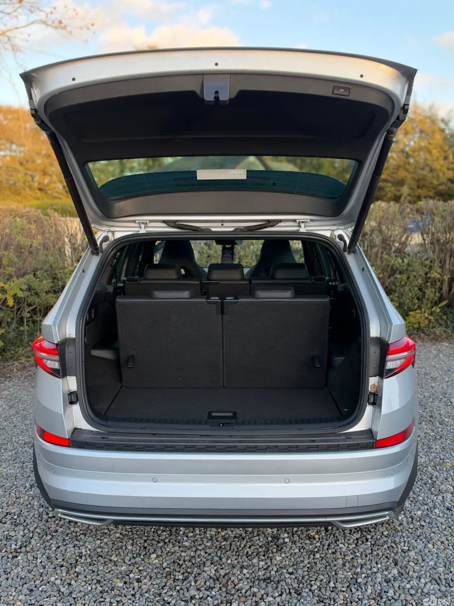 Skoda Kodiaq SUV, Diesel, 2024, Grey