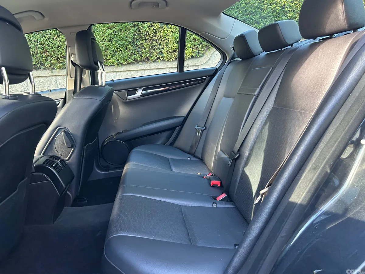 Mercedes-Benz C-Class Saloon, Diesel, 2013, Black