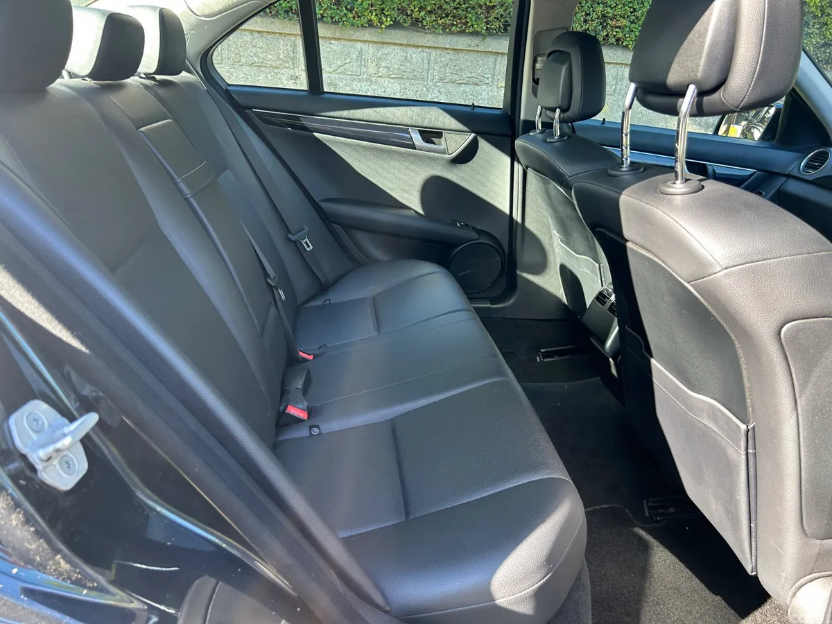 Mercedes-Benz C-Class Saloon, Diesel, 2013, Black