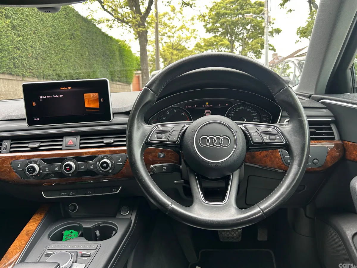 Audi A4 Estate, Petrol, 2017, White