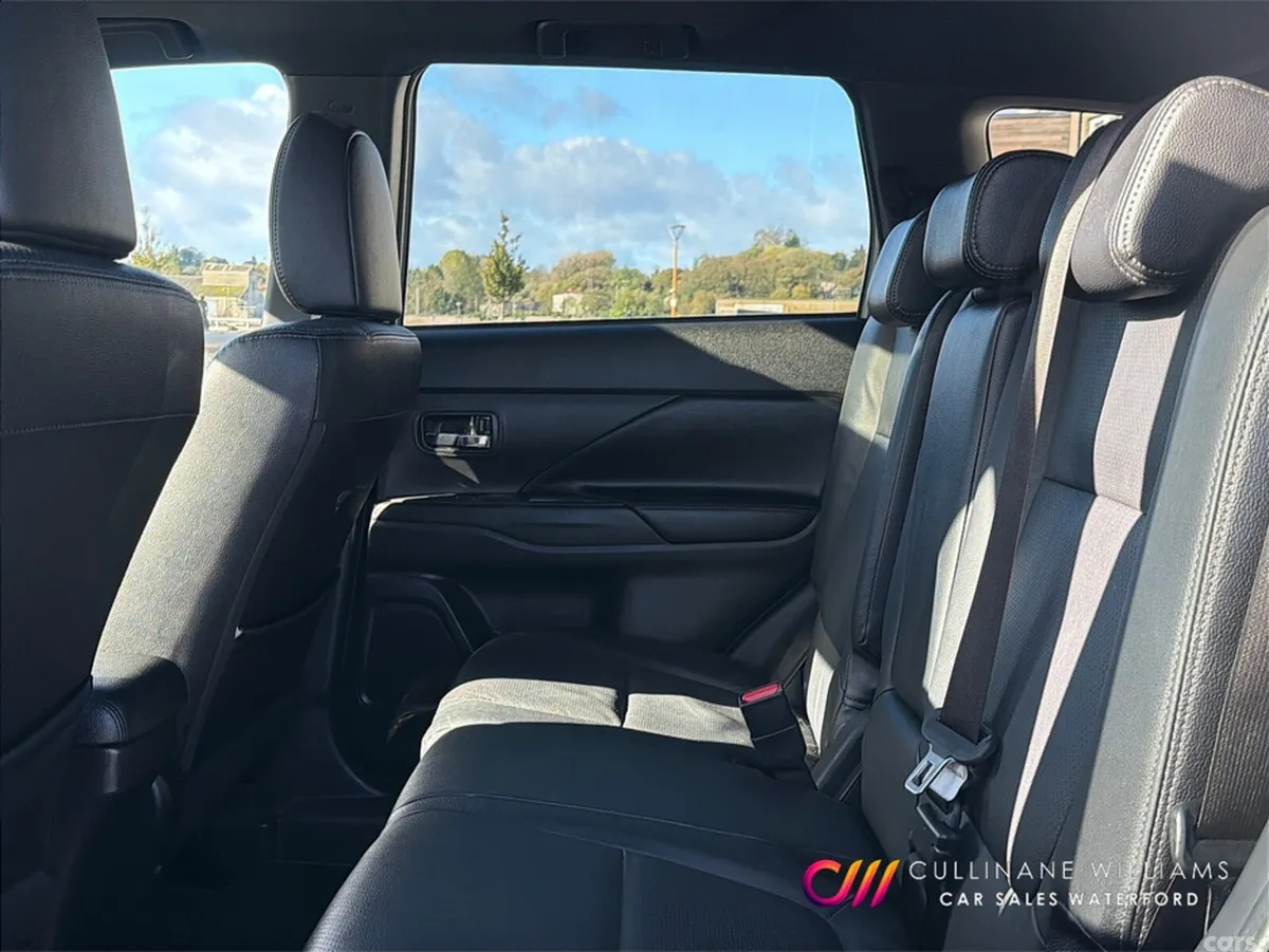Mitsubishi Outlander SUV, Diesel, 2019, Grey